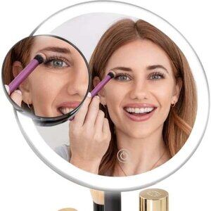 NIB Peace & Clover Glass LED Makeup Mirror